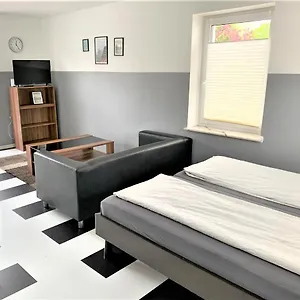 Apartment Apartment voll möbeliert mit Balkon, Bremen